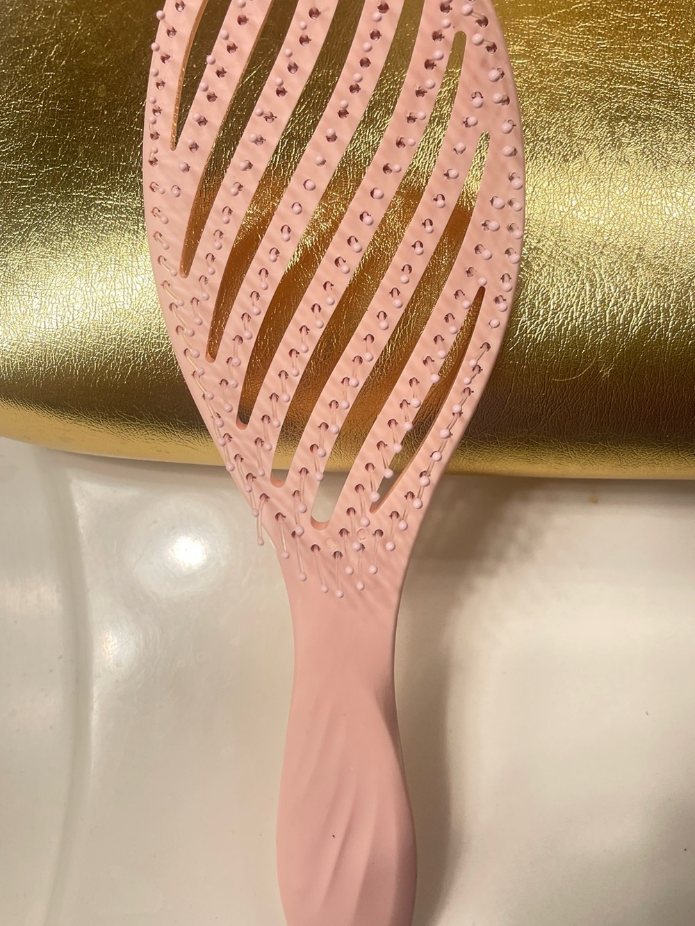 Pink Ventilated Detangling Hair Brush bacteria-free